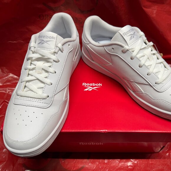 Women's Reebok court advance shoes, wht/cold gry, size 7.5 - Picture 1 of 5